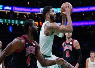 开云APP-巴萨强势横扫凯尔特人晋级半决赛，状态火热！(体育晚报nba揭幕战凯尔特人大胜 时隔9年巴萨)